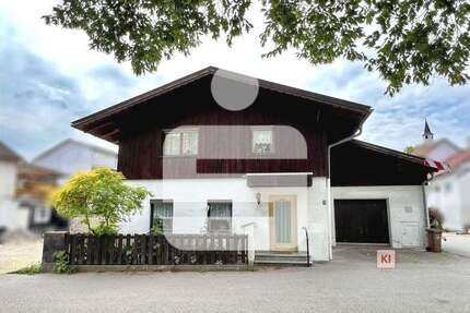 Haus zum Kaufen in Eggenfelden 130.000,00 € 94.6 m²