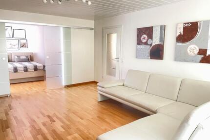 4,5-Zimmer Wohnung 104 m² mit Balkon, TG, Schwimmbad & Sauna - Metzingen