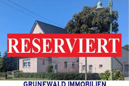 RESERVIERT! Viel Platz für die ganze Familie – Einfamilienhaus mit Nebengelass und Garagen - Molauer Land