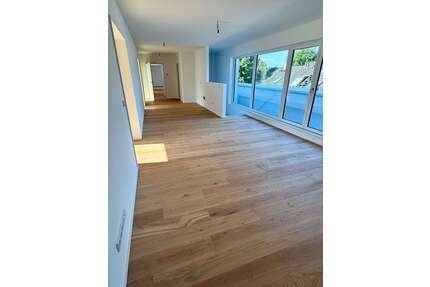 Wohnung zum Mieten in Hamburg 2.671,70 € 106.4 m²