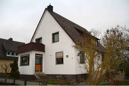Gepflegtes 2 Familienhaus in begehrter Wohnlage ... !!! - Bad Salzdethfurt ST Östrum Detfurth