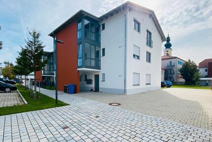 Moderne 3-Zimmer-Wohnung mit Garten & Terrasse - Neukirchen vorm Wald