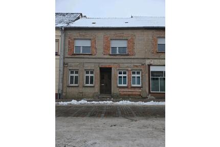 Wohnung zu vermieten 150m2 7 zimmer +2 küchen +lagerraum+2Badezi - Lenzen (Elbe)