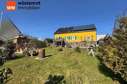 Liebevoll gestaltetes Einfamilienhaus mit großer Scheune - Höhn / Neuhochstein