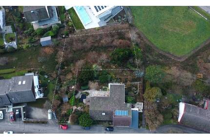 Großes Baugrundstück in fantastischer Hanglage in 79183 Waldkirch