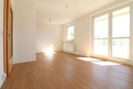 Wohnung zum Mieten in Chemnitz 305,00 € 57.5 m²