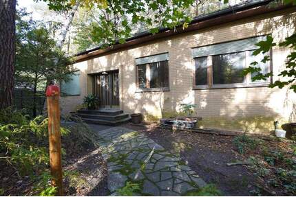 Hauptstadtmakler-Bezugsfreies Anwesen im Bungalowstil - Berlin / Frohnau