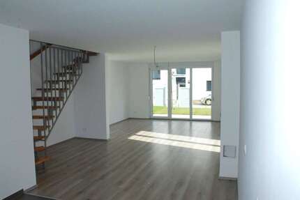 Haus zum Mieten in Eltville 2.100,00 € 140 m²