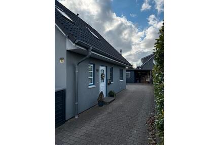 Doppelhaushälfte 4.Zimmer Satrup Ortskern ab 1.7.26 zu vermieten - Mittelangeln