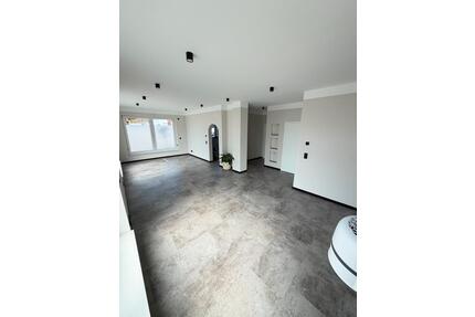 Gewerbefläche für Kosmetik Friseur Beauty Massage Wimpern - Neustadt in Holstein