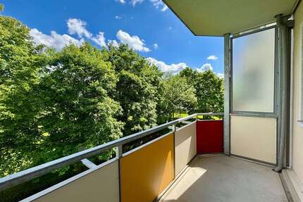 Wohnung zum Mieten in Chemnitz 283,00 € 56.49 m²