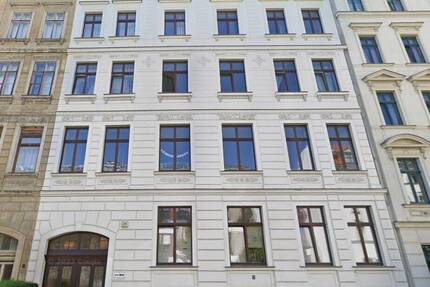 Helle 2-Zimmer-Dachgeschoss-Wohnung in der Paul-List-Straße in Leipzig