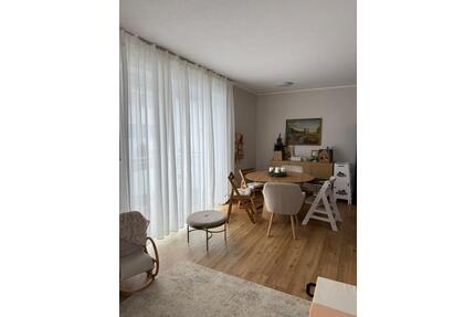 Neuwertige OG-Wohnung (3 Zimmer) zu vermieten ab 01.04.2026 - Dingolfing