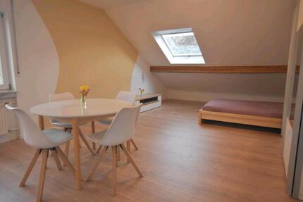 ☀️ Helle Einzimmerwohnung ☀️ - 560,00&nbsp;EUR Kaltmiete, ca.&nbsp; 42,00&nbsp;m&sup2; in Baden-Baden (PLZ: 76534) Lichtental