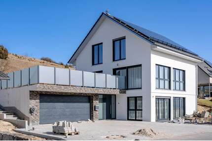 Haus zum Kaufen in Münsingen 759.000,00 € 180 m²
