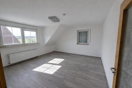 Wohnung in Oberasbach - 890,00&nbsp;EUR Kaltmiete, ca.&nbsp; 68,50&nbsp;m&sup2; in Fürth (PLZ: 90768) Atzenhof