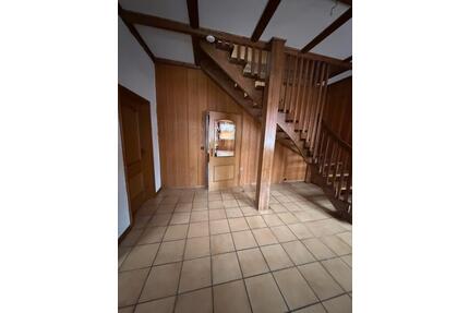 Wohnung mit Pool und Garten - 1.565,00&nbsp;EUR Kaltmiete, ca.&nbsp; 185,00&nbsp;m&sup2; in Neustadt am Rübenberge (PLZ: 31535)