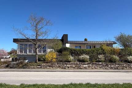 Haus zum Kaufen in Herrenberg 919.500,00 € 267 m²