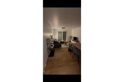 Neuwertige Wohnung mit Einbauküche und Tiefgaragenstellplatz - Homburg