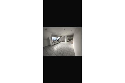 2-Zimmer DG Wohnung in BergheimZieverich - Grevenbroich