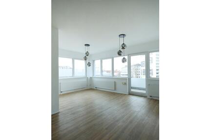 Renovierte 2-Zimmer Wohnung 72,66 qm mit Balkon im Gloria Palais - Hanau