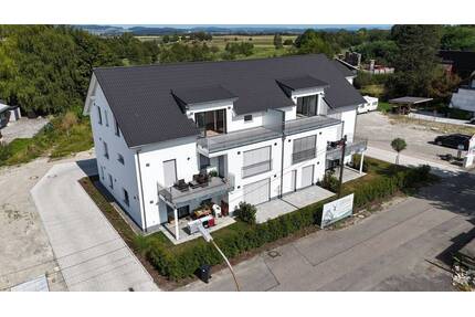 Neubau 2,5 Zi - Appartement in Lottstetten, im EG mit Grünfläche