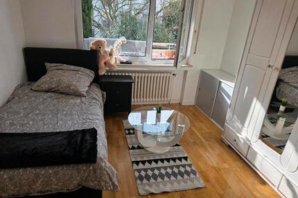 zimmer mobiliert mit WG - 550,00&nbsp;EUR Kaltmiete, ca.&nbsp; 25,00&nbsp;m&sup2; in Bonn (PLZ: 53179) Lannesdorf