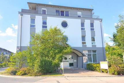 Vollvermietetes Büro- und Wohnhaus mit Penthouse im OBrien-Quartier Schwabach - stabile Gewerbemieter