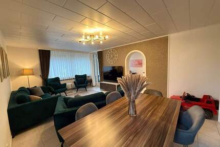 Dietzenbach Top-Lage: Lichtdurchflutete 3-Zimmer-Wohnung, Balkon, 2 Bädern & Stellplatz (Kopie)