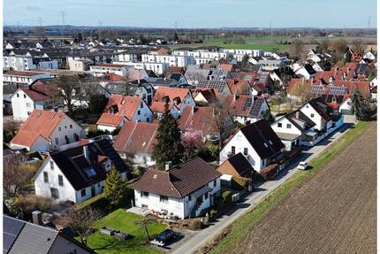 AM FELD UND DOCH URBAN - Herrliches Grundstück für Ihr Einfamilien- oder Doppelhaus in Karlsfeld