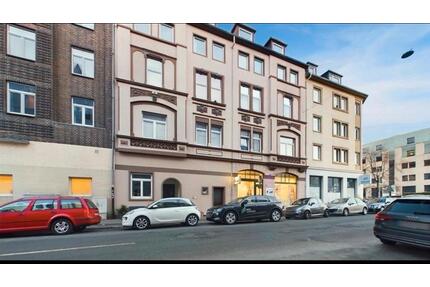 Helle 3-Zimmer-Altbauwohnung in 30161 Hannover List