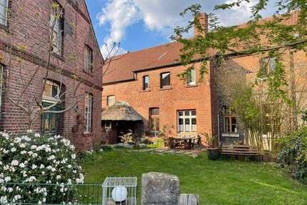 Haus zum Kaufen in Haltern am See Hullern 749.000,00 € 350 m² - Haltern am See / Hullern