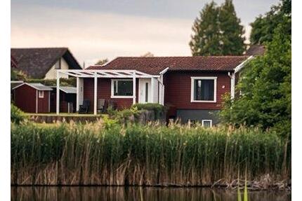 Traumhaftes Schwedenhaus in 1. Reihe am See – Provisionsfrei! - Frankfurt am Main Flughafen