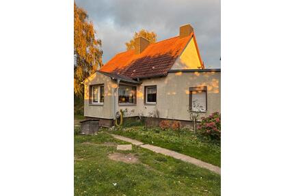 Einfamilienhaus mit Potenzial - 105.000,00&nbsp;EUR Kaufpreis, ca.&nbsp; 91,00&nbsp;m&sup2; in Gützkow (PLZ: 17506)