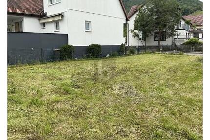WOHNEN MIT RUHE UND AUSSICHT - 424.000,00&nbsp;EUR Kaufpreis, ca.&nbsp; 584,00&nbsp;m&sup2; in Dettingen an der Erms (PLZ: 72581)