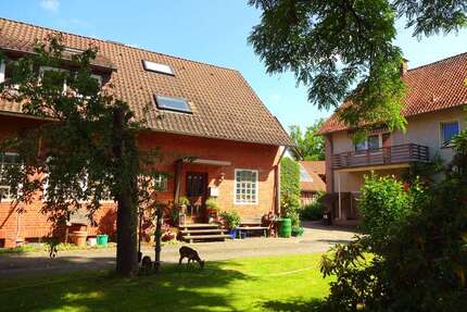 Haus zum Kaufen in Hermannsburg 485.000,00 € 572 m²