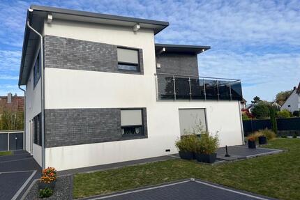 3-Zimmer Einliegerwohnung im Einfamilienhaus, separater Eingang - Laatzen