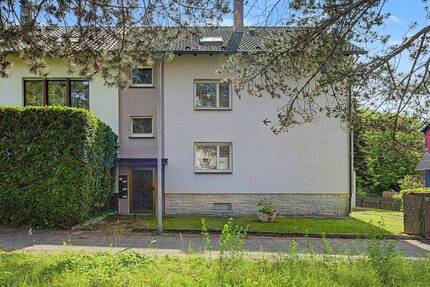 Mehrfamilienhaus mit Ausbaupotenzial im Dachgeschoss in der Nordweststadt - Karlsruhe