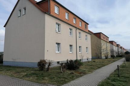 Sonnige 3,5 Zimmer DG- Wohng in Arnstadt mit Stellplatz + Garten