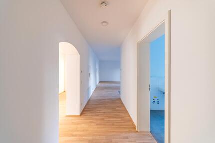 ***TRAUM - Ihre 4-Raum-Wohnung in Chemnitz*** - WE01