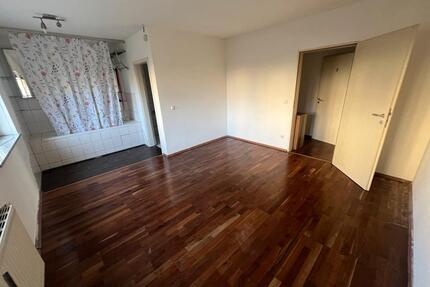 — 1300€ (Warm) — 1-Zimmer-Wohnung in München – Milbertshofen