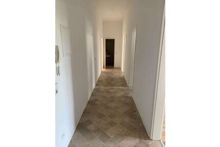 Wohnung zum Mieten in Magdeburg 425,00 € 66.5 m²