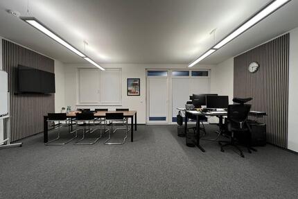 Bürofläche zu vermieten - 1.330,00&nbsp;EUR Kaltmiete, ca.&nbsp; 11,00&nbsp;m&sup2; in Ludwigsburg (PLZ: 71640) Oßweil