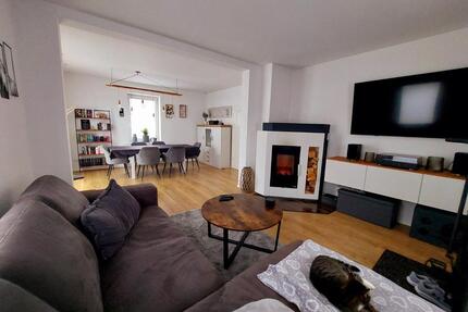 Modernisiertes Einfamilienhaus mit pflegeleichtem Grundstück - Rühen