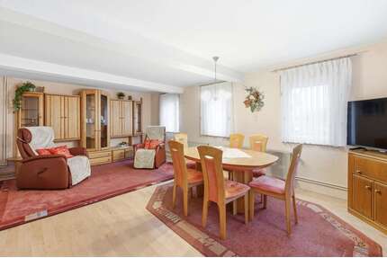 Haus zum Kaufen in Rettershain 109.000,00 € 111 m²