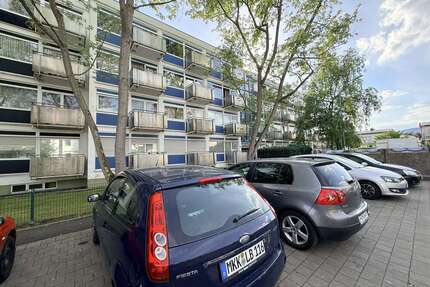 Wohnung zum Kaufen in Eschborn 120.000,00 € 29.47 m²