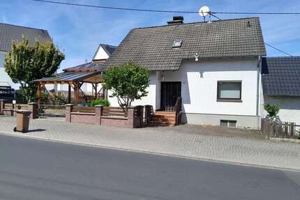 Haus zum Kaufen in Limeshain 349.000,00 € 125 m²