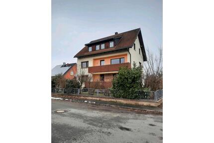 Mehrfamilienhaus - 450.000,00&nbsp;EUR Kaufpreis, ca.&nbsp; 195,00&nbsp;m&sup2; in Schlüsselfeld (PLZ: 96132)