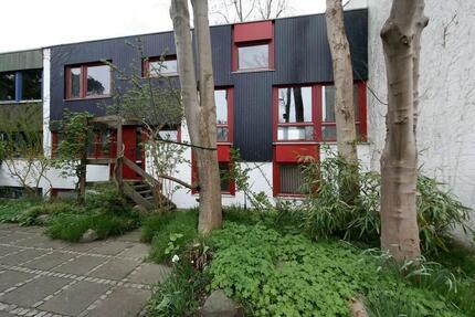 Architektenhaus in Kiel-Schilksee, fußläufig zum Strand