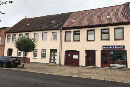Haus zum Kaufen in Loitz 166.000,00 € 249 m²